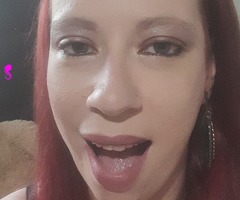 Venha conhecer uma ruiva deslumbrante em Mauá – Olhos verdes e cabelos longos esperando por você!